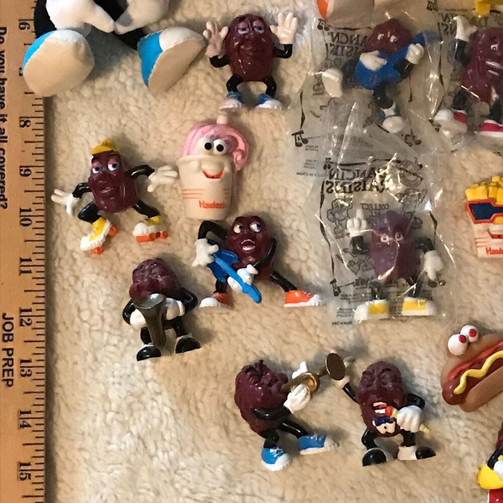 Lot Set - Vintage 80s 90s Y2K Hardees California Dancing Raisins Figures - Picture 4 of 9